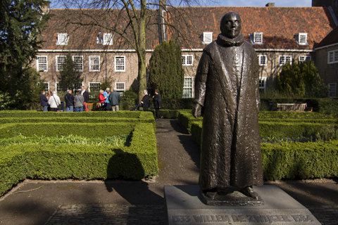 Delft: Stadsrondleiding door het centrumStadswandeling Delft - de stad van oranje en blauw