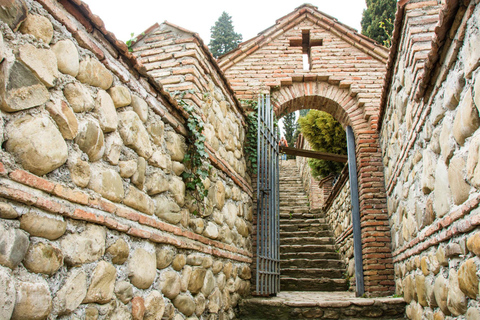 Tbilisi: Kakheti Wine, Bread, & Sighnaghi Day Trip