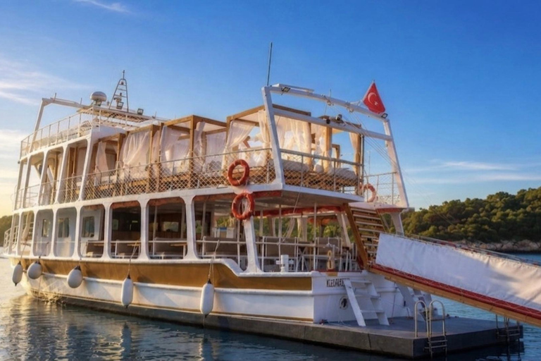 Izmir: Boat Trip with Private Lounge, BBQ: Urla Sigacik Bays Private Lounge Self Arrival
