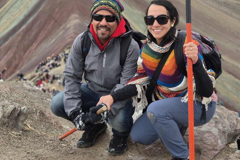 Tour particular: Montanha do Arco-Íris + Almoço