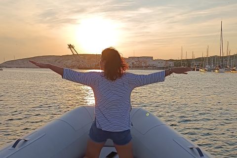 Marseille: Sunset Frioul Archipelago Boat Cruise