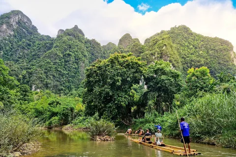 Sok River: Bamboo Raft Ride, Monkey Temple & View Point Tour