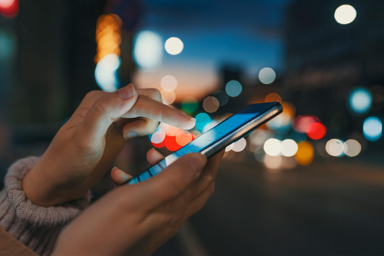 越南：SIM卡和ESIM，每天5GB移动数据SIM卡30天- 5GB/天（送货）