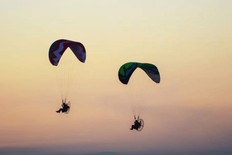 Vang Vieng: passeio de caiaque e parapente com serviço de busca no hotel