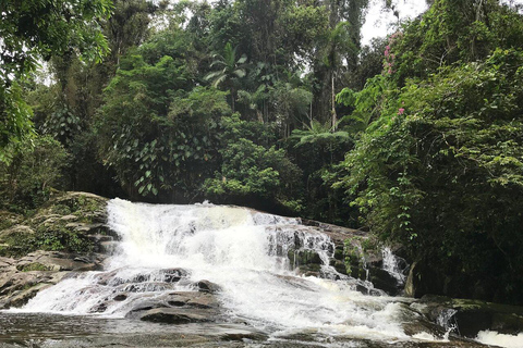 Paraty: destylarnia Engenho D'Ouro z degustacją i wodospadami