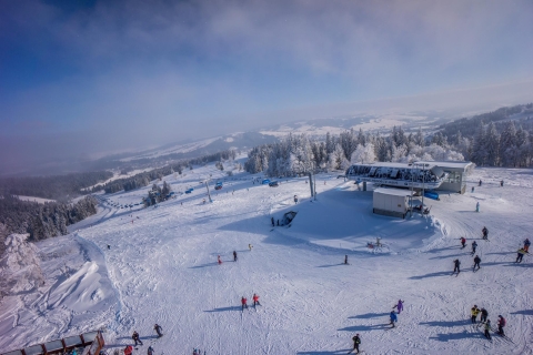 Cracovie : Ski dans les Tatras Kotelnica avec bains thermaux en optionForfait de ski 4 heures avec matériel et transfert (sans bains thermaux)