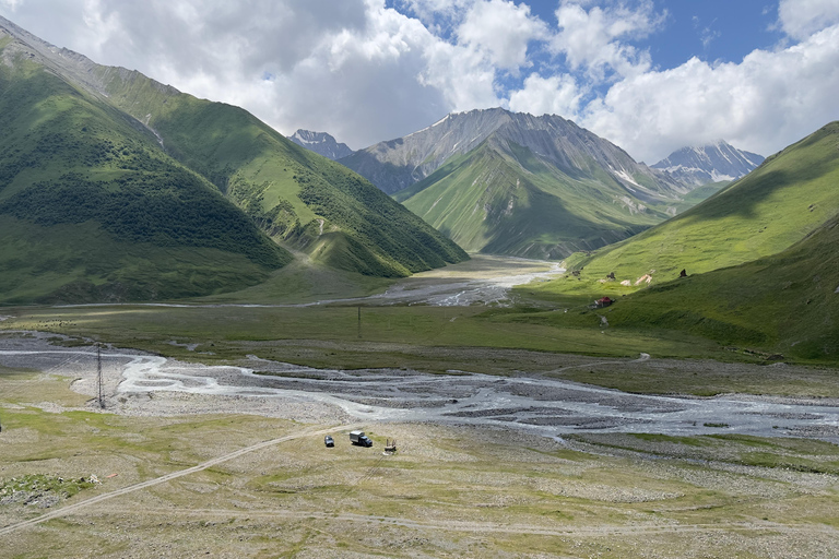 Truso Valley: All-Inclusive Day Hike