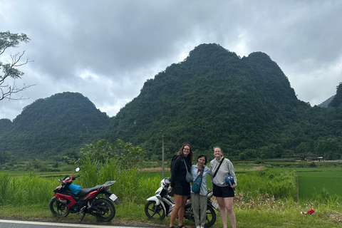Cao Bang: Ban Gioc Waterfall Day Tour by Motorbike or Car Full-Day Car Tour with a Local Guide