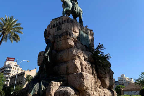 Palma de Mallorca: Private Guided Walking Tour with Tapas