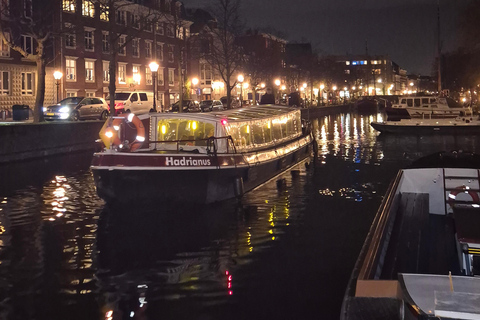 The Hague: Winter Canal Cruise with traditional dinner