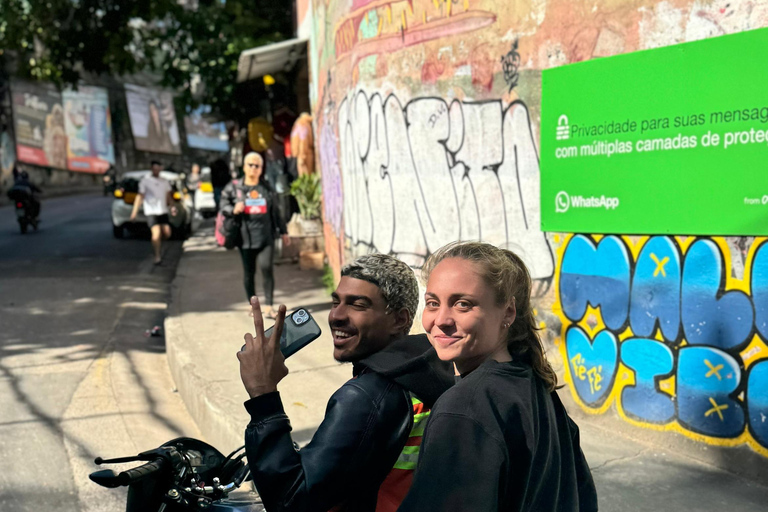 Rio: Uppslukande tur genom gränderna i Rocinha-favelanRio: Uppslukande rundtur genom gränderna i Rocinha-favelan