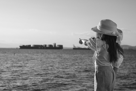 Thessaloniki: City Photoshoot with Local Photographer