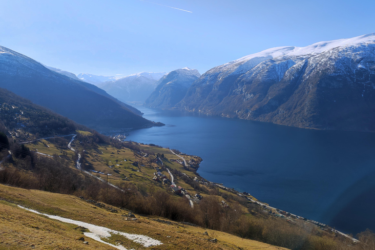 Bergen Private Tour: Nærøyfjord with Stegastein & Flåmsbana