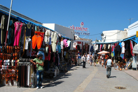 DJERBA: SKJUTS MED VAGN TILL MIDOUN MARKNAD.