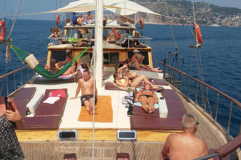 Alanya Relaxing Family Boat Tour Without Foam And Loud Music Alanya Relaxing Family Boat Tour Without Transfer