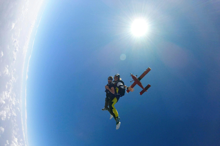 Tandem Skydiving Experience near Vilnius