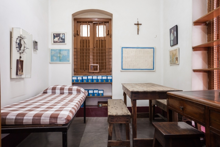 7 hours Mother Teresa's House & Kolkata Churches Tour