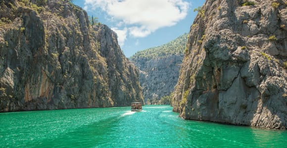 Alanya: Green Canyon Boat Trip with Lunch and Soft Drinks