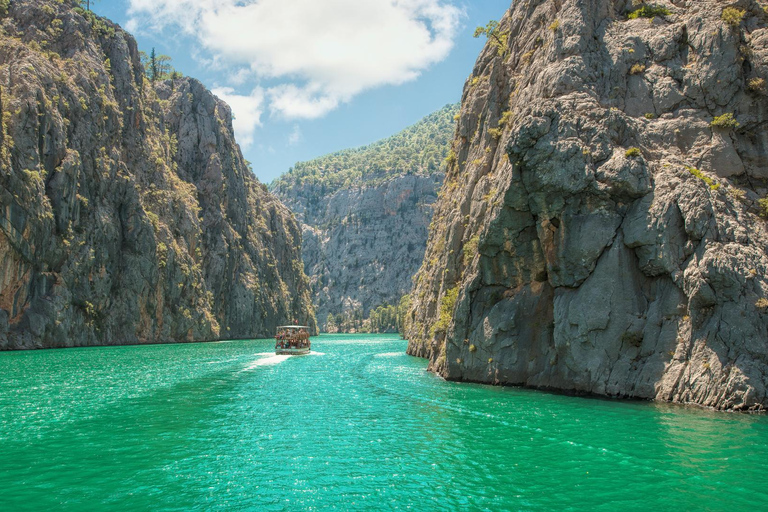 Ville de Side : Excursion en bateau dans le canyon vert avec boissons non alcoolisées illimitées