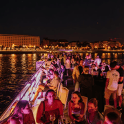Crociera sul Danubio con Prosecco e Aperol illimitati e terrazza panoramica