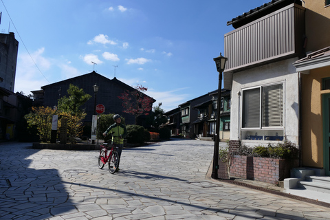 Takaoka: Mama-chari bike tour with Guide