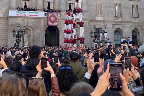 Barcelona Gothic WalkingTour: Roman Walls & Hidden Courtyard Small Group Tour