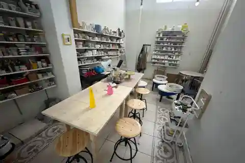 Athens: Ceramic hand building lessons