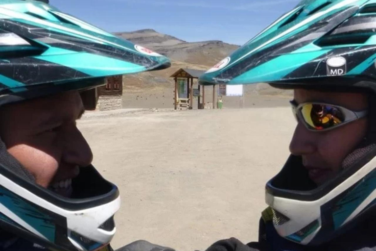 La Paz: Death Road Biking Tour Rocky Mountain RMX Bike