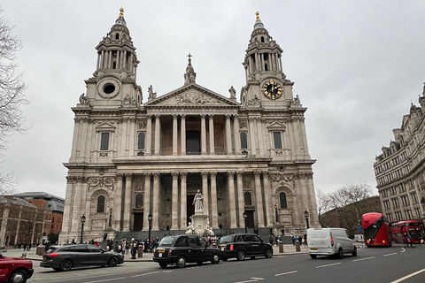 伦敦半日游泰晤士河游船、大笨钟和伦敦塔