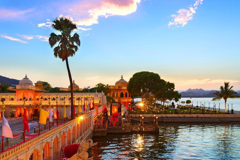 Udaipur Local City Sightseeing Private Guided Tour