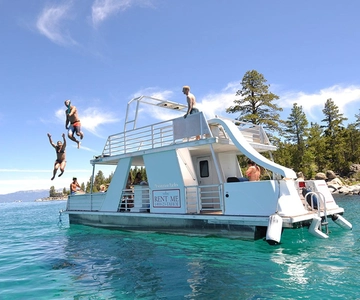 South Lake Tahoe: 36-Fuß-Weekender-Pontoon-Boot-Verleih