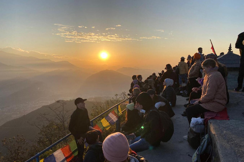 Pokhara: Sarangkot Cable Car Sunrise Tour with guide