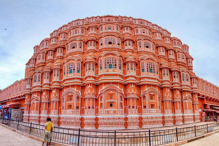 From Delhi: 2-Day Jaipur Tour with Palaces, Forts & Culture Tour with 4-Star Hotels