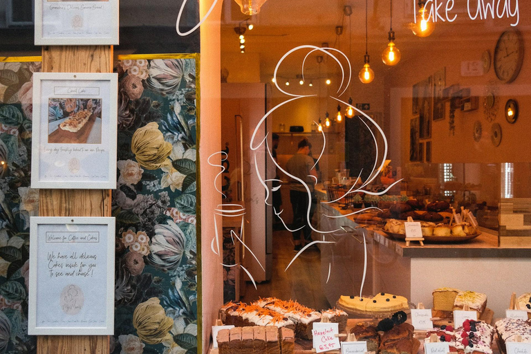 Salzburg: Munich Tour with Transfers, Hotel, Meals & Drinks