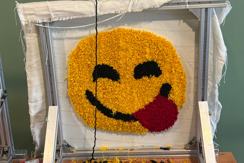 Tufting Workshop with Yarn and Frame in Accra, East Legon