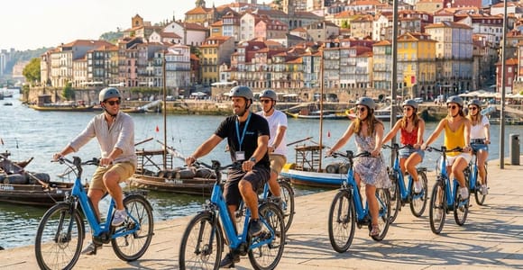 Porto: Riverside Panoramic E-Bike Tour