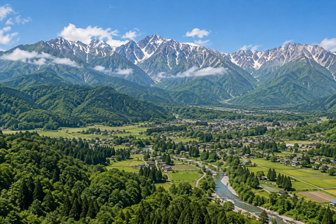 From Tokyo: Hakuba Happo Pond Summer Trek & Onsen
