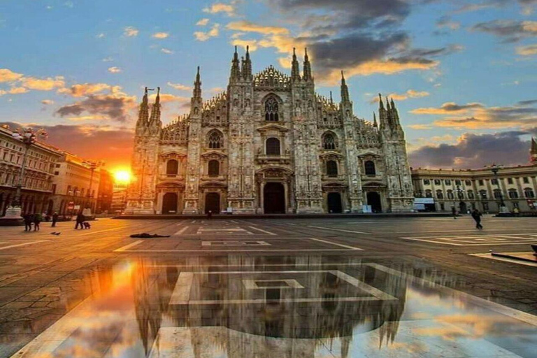 Milano: Luxury Duomo Fast-Track Entry with Lift to Terraces