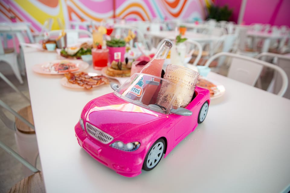 Miami: Malibu Barbie Cafe | GetYourGuide