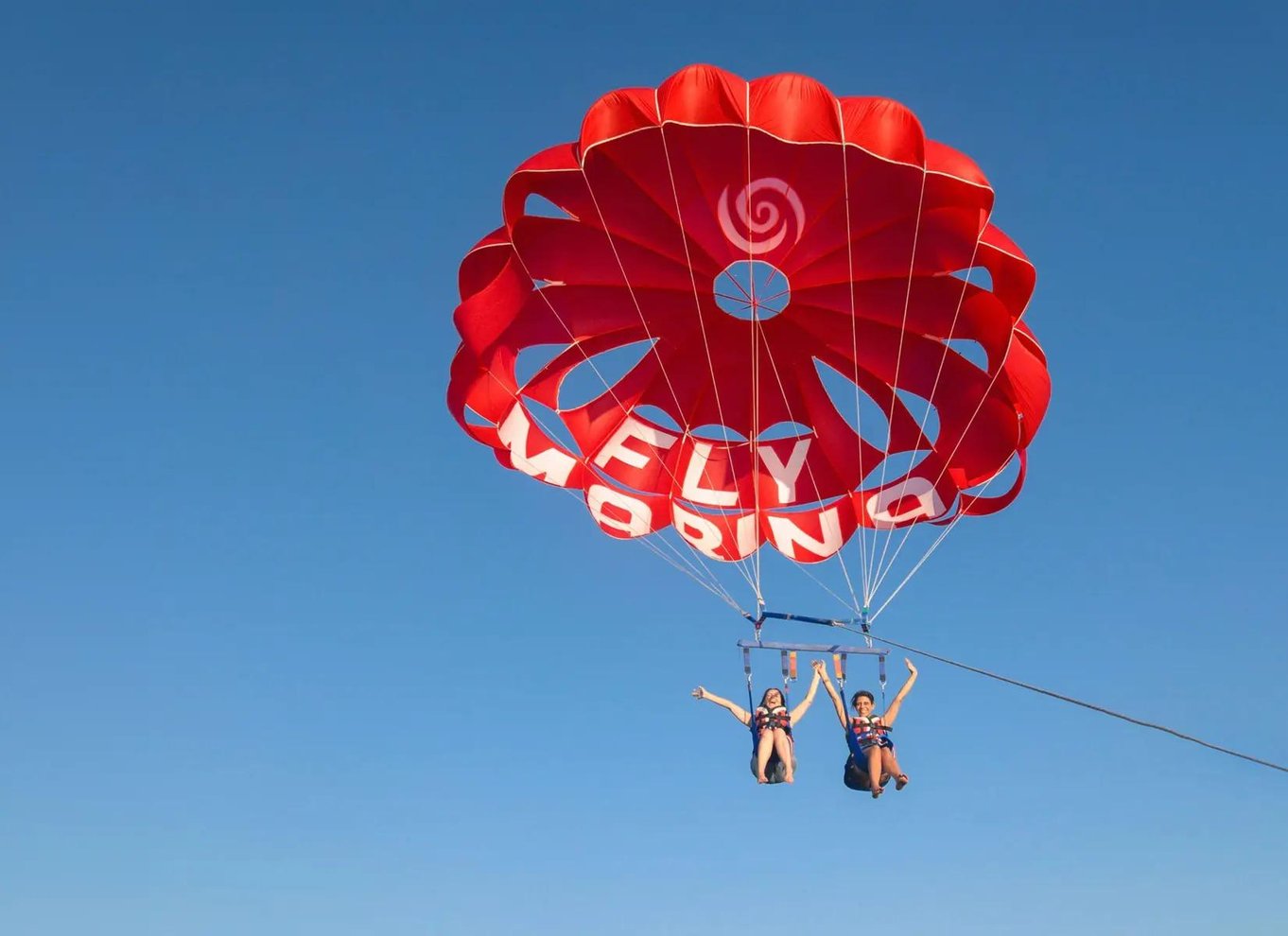 Albufeira: Enkelt-, dobbelt- eller tredobbelt parasailing-tur