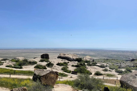 Baku: Gobustan, Absheron & Baku Heritage Private Tour