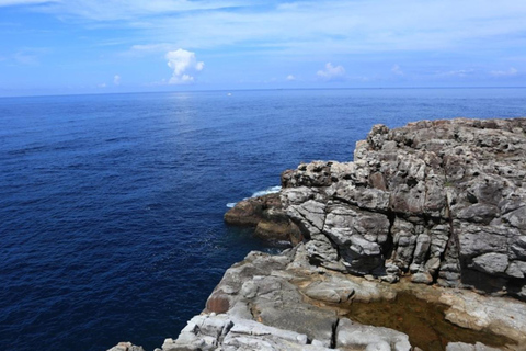 From Osaka: Shirahama Coastal Scenery Day Tour