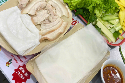 Da Nang: tour gastronomico dello street food vegano e vegetariano in scooterDa Nang: tour gastronomico vegano e vegetariano in scooter