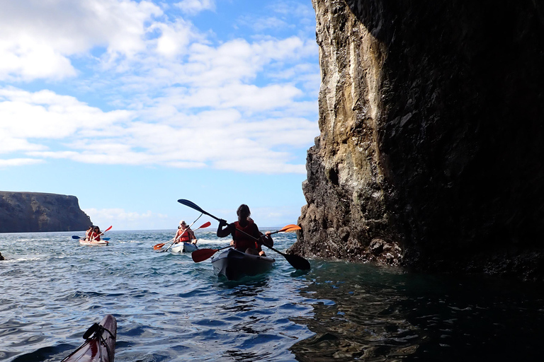 Avventura in kayak a Calheta: Tour della spiaggia di Zimbralinho o dell&#039;isolotto di Cal