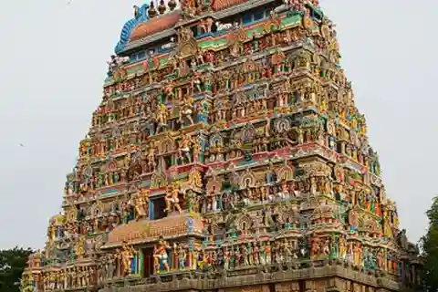 Private Transfer: Pondicherry to Tanjore with Sightseeing
