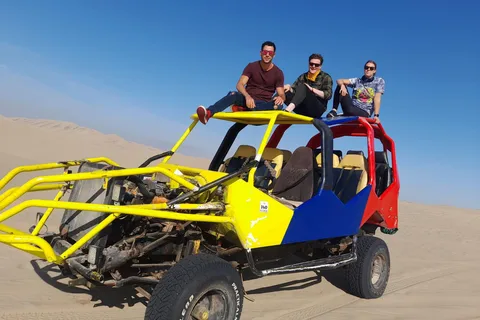 Depuis Lima : visite de l'oasis de Huacachina, vignoble et coucher de soleil dans le désert