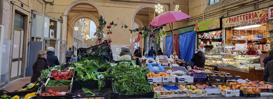 Visite culinaire à pied : Découvrez les saveurs locales de Livourne