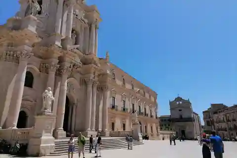 Da Catania: Siracusa, Ortigia, Noto tour guidato