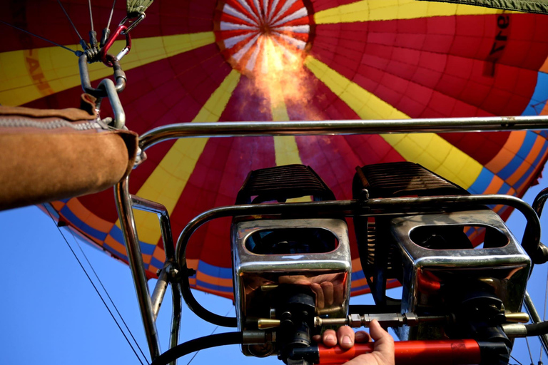 Luchtballonvaart in Brasov, Transsylvanië