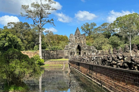 Siem Reap: Angkor 1 day Group Tour with Italian guide Small Group Tour in Italian